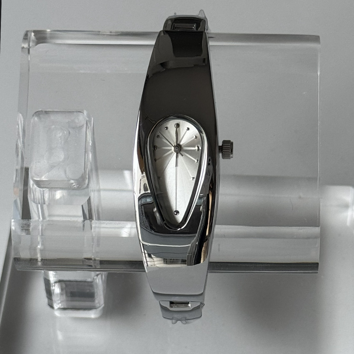 Vela Dripline Watch