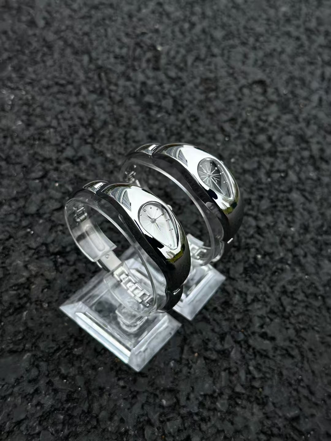 Vela Dripline Watch