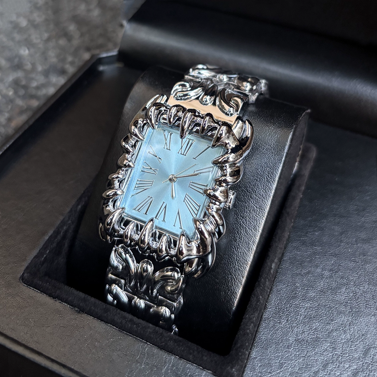 Talon Claw Watch