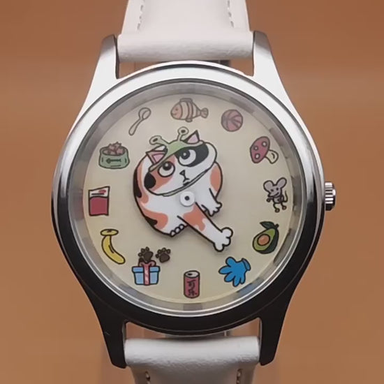 Meow's Wishlist watch video showing how the cat paw, footprints and tail indicate the time